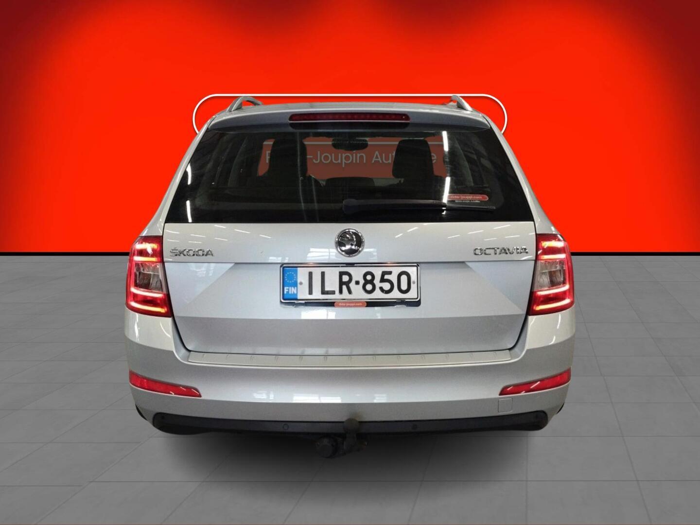 SKODA Octavia 2014