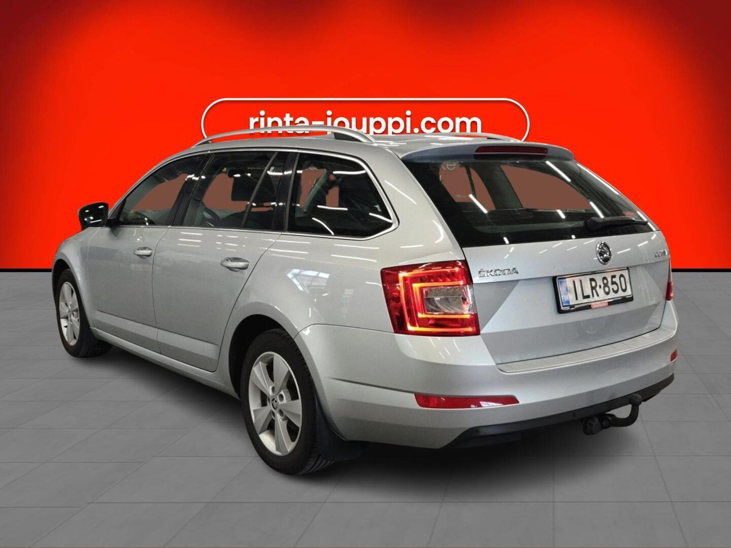 SKODA Octavia 2014