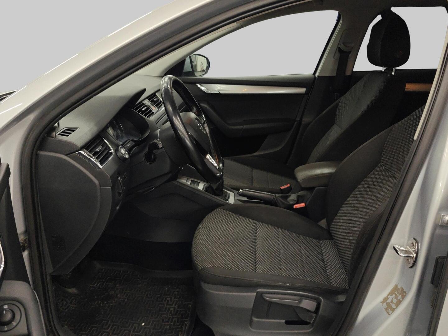 SKODA Octavia 2013
