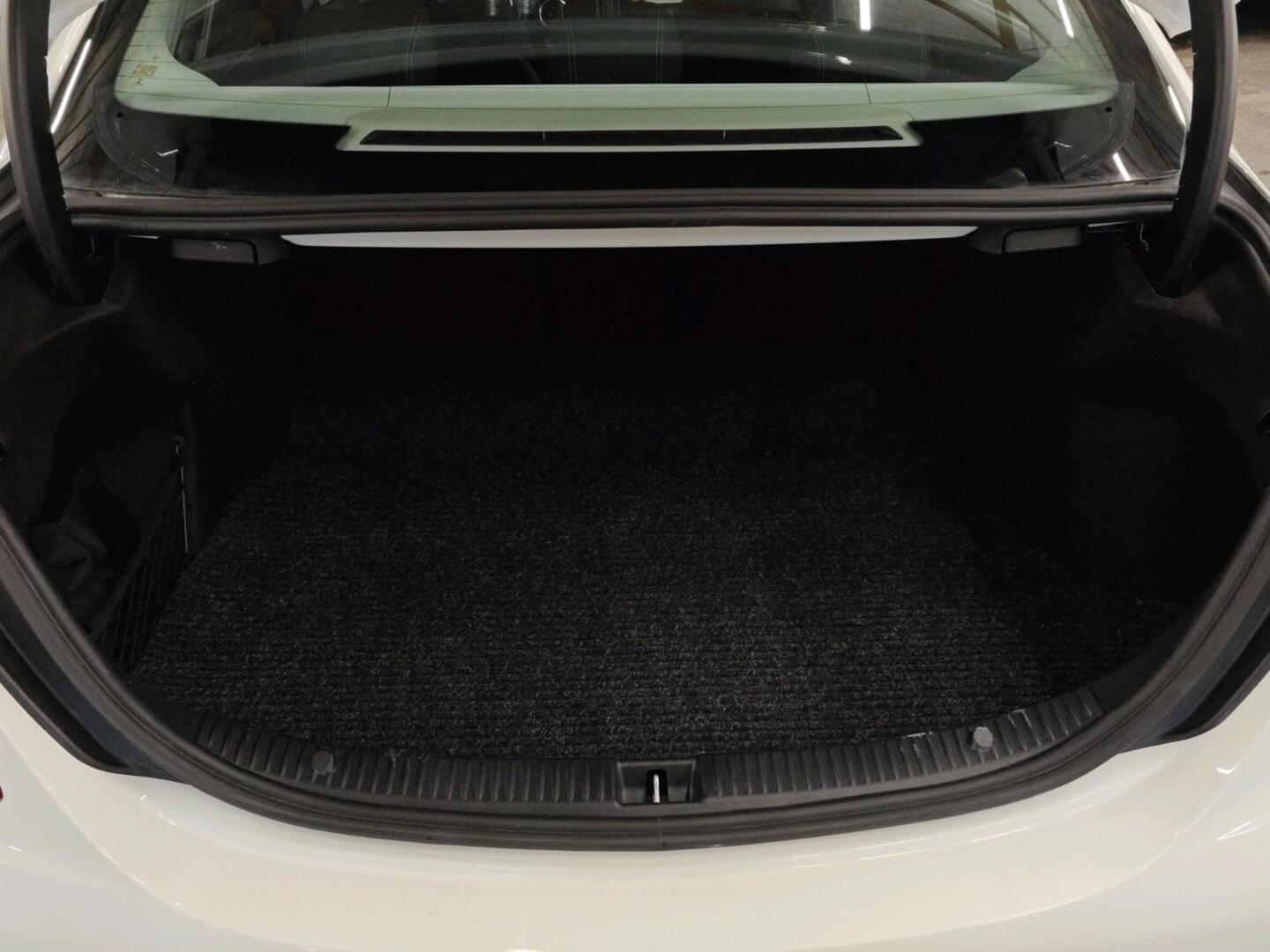 MERCEDES-BENZ C 2017