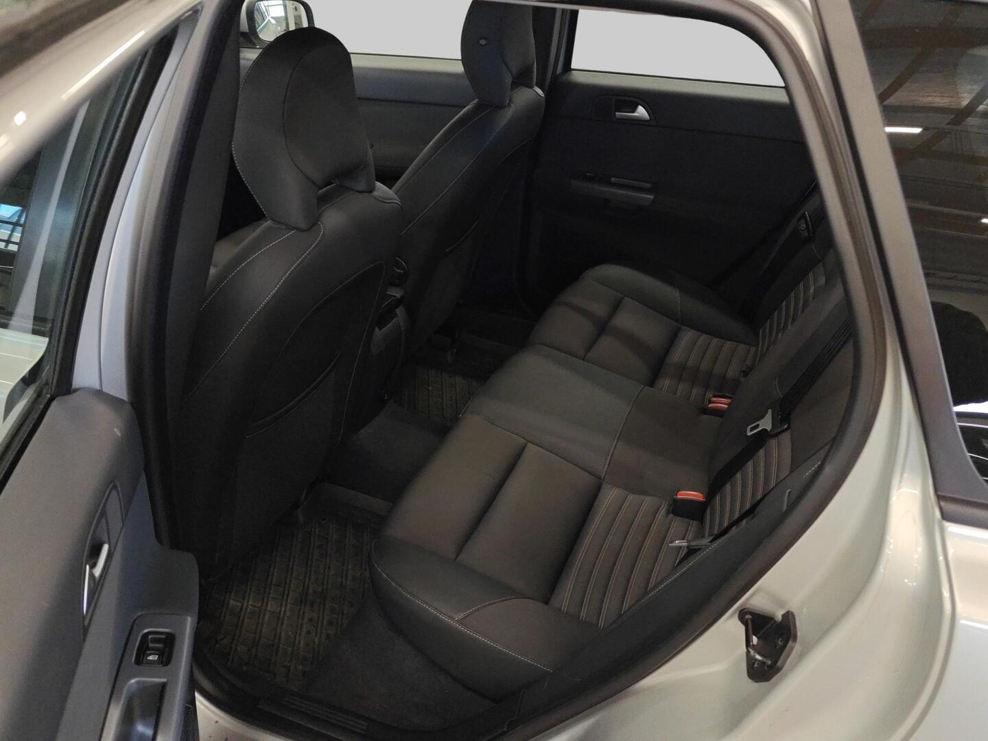 VOLVO V50 2008