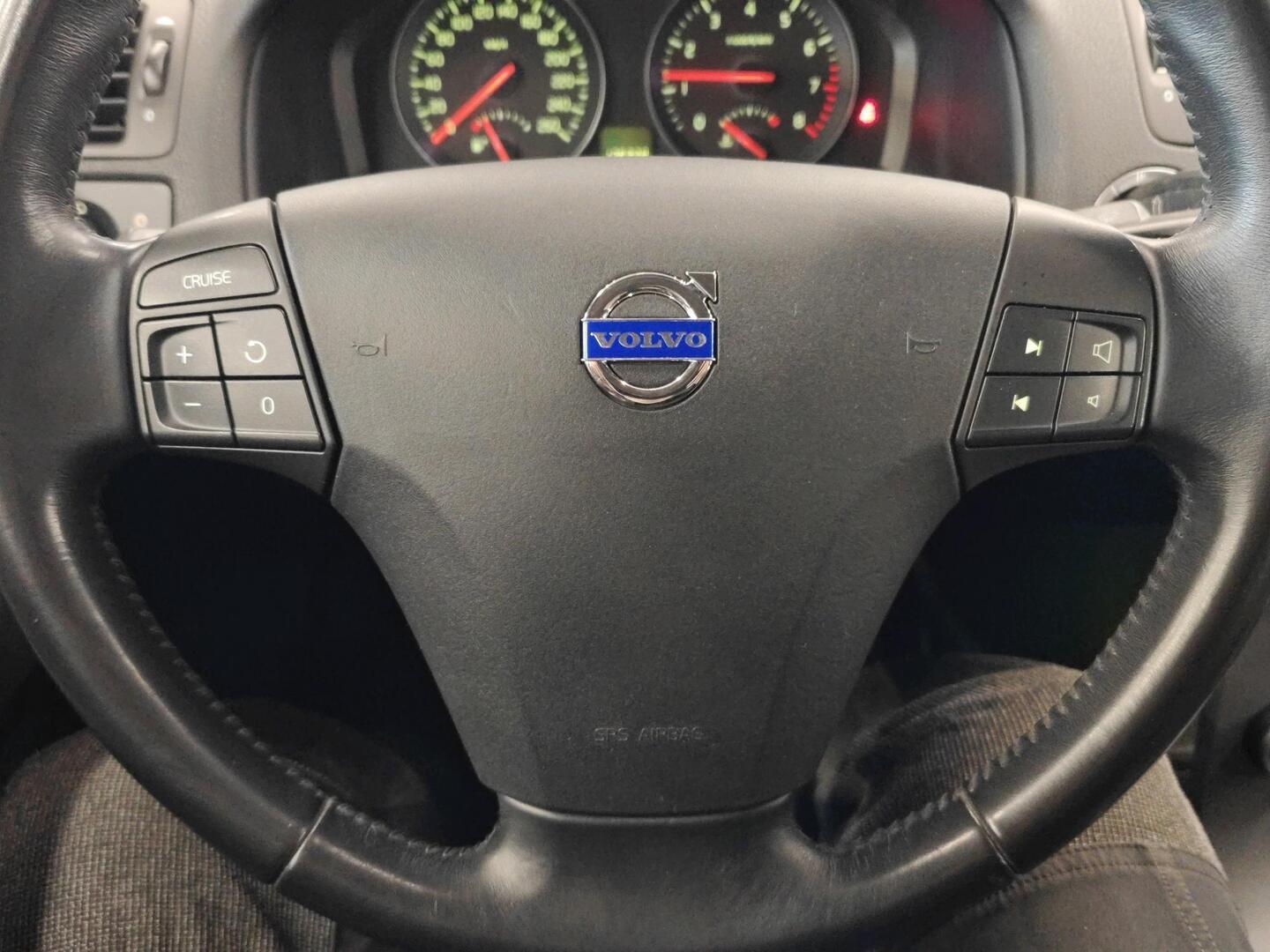 VOLVO V50 2008
