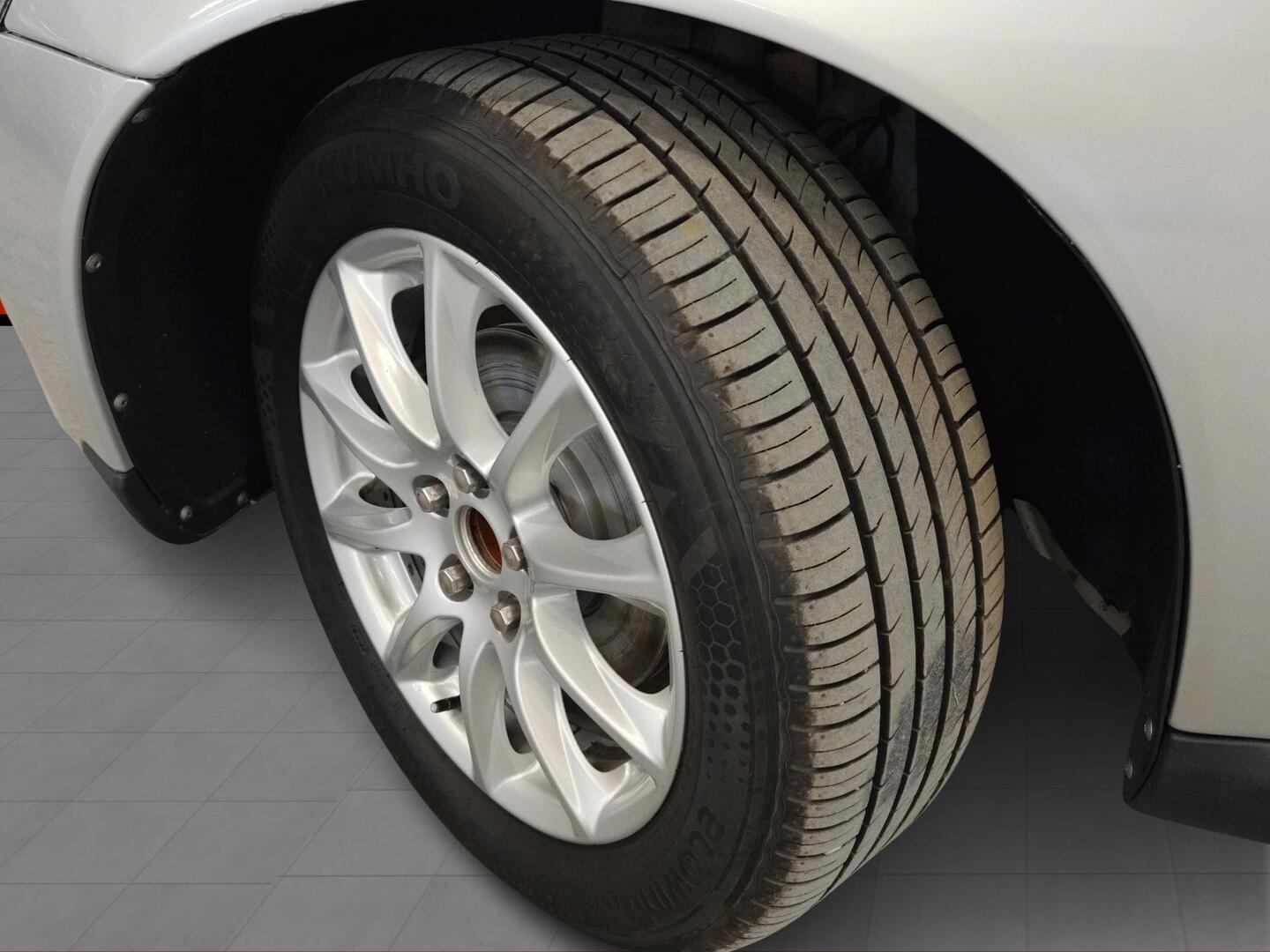 VOLVO V50 2008