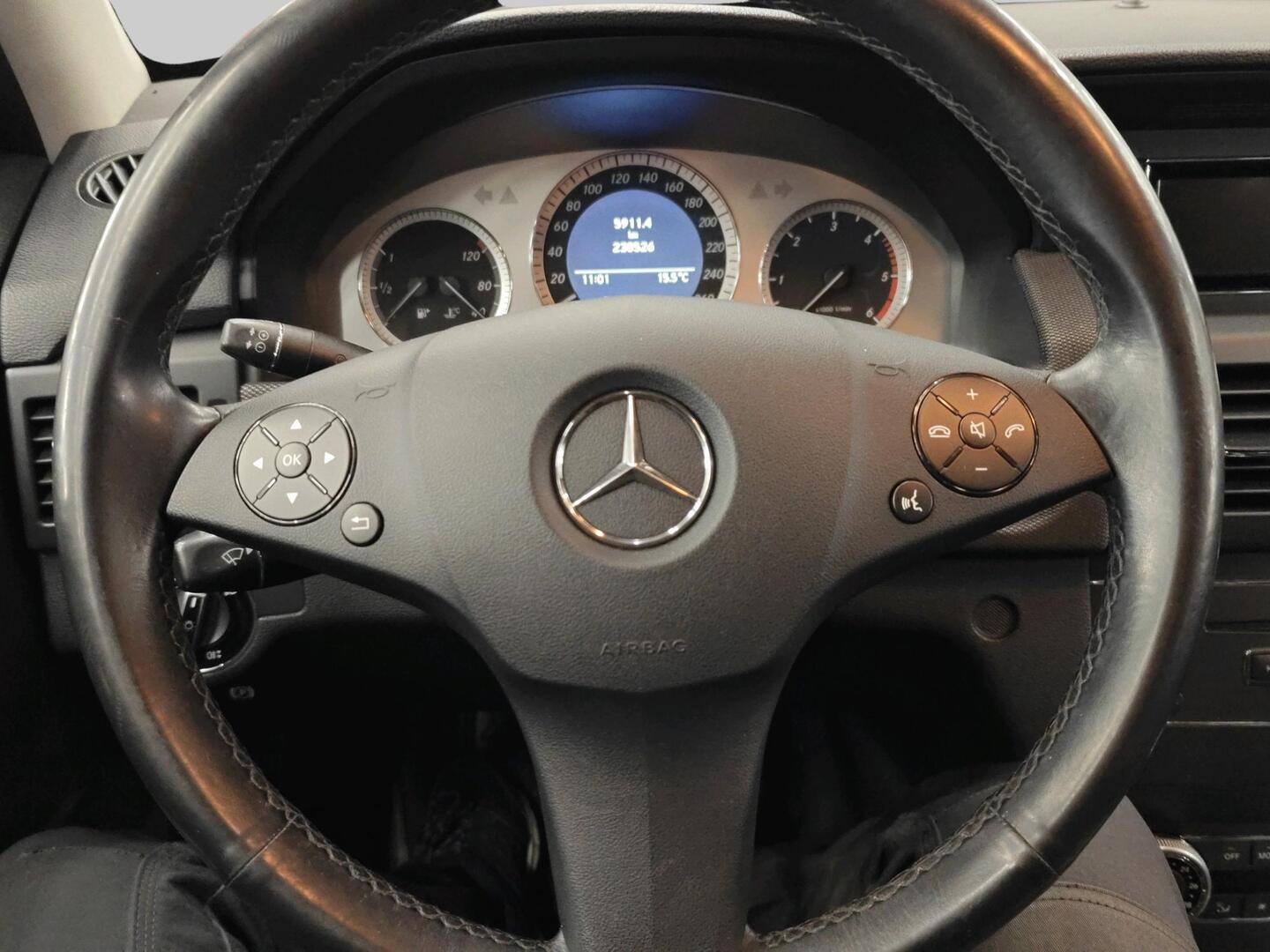 MERCEDES-BENZ GLK 2010