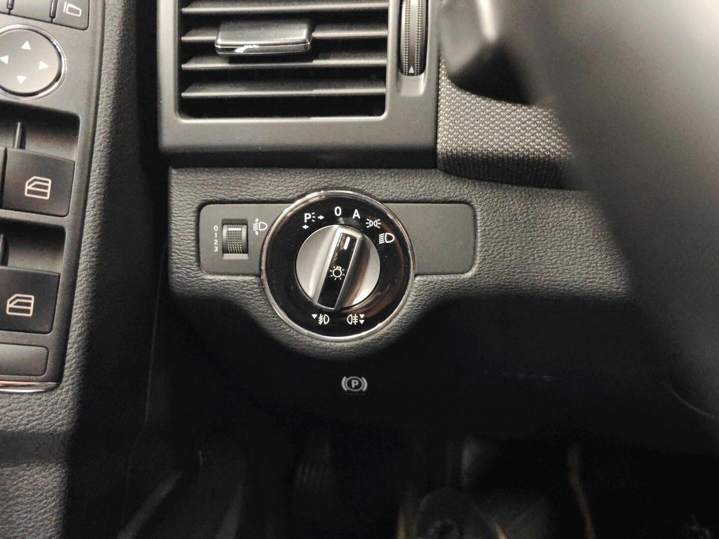 MERCEDES-BENZ GLK 2010