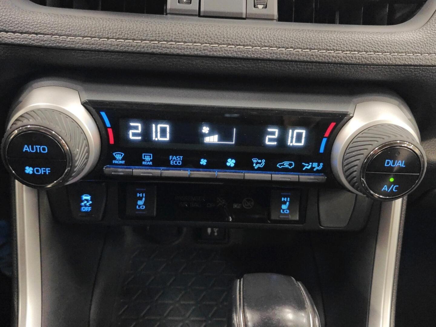 TOYOTA RAV4 2019