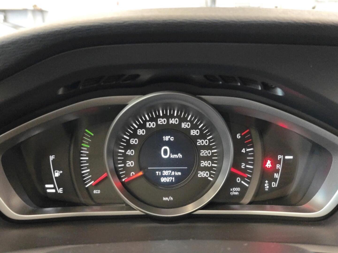 VOLVO V40 Cross Country 2017