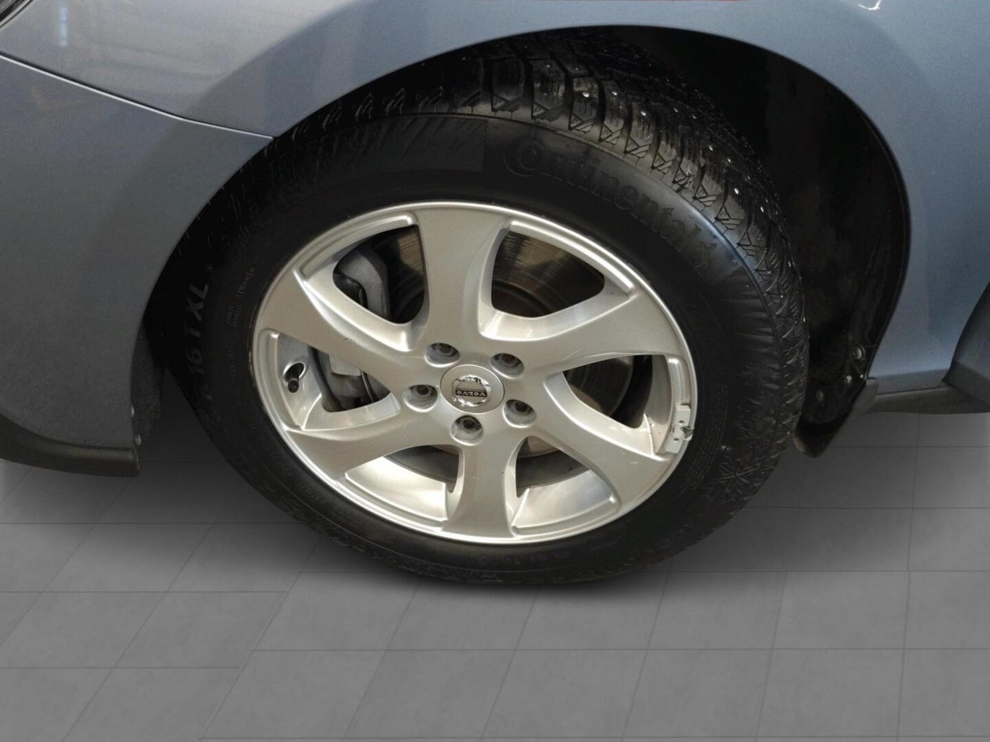 VOLVO V40 Cross Country 2017