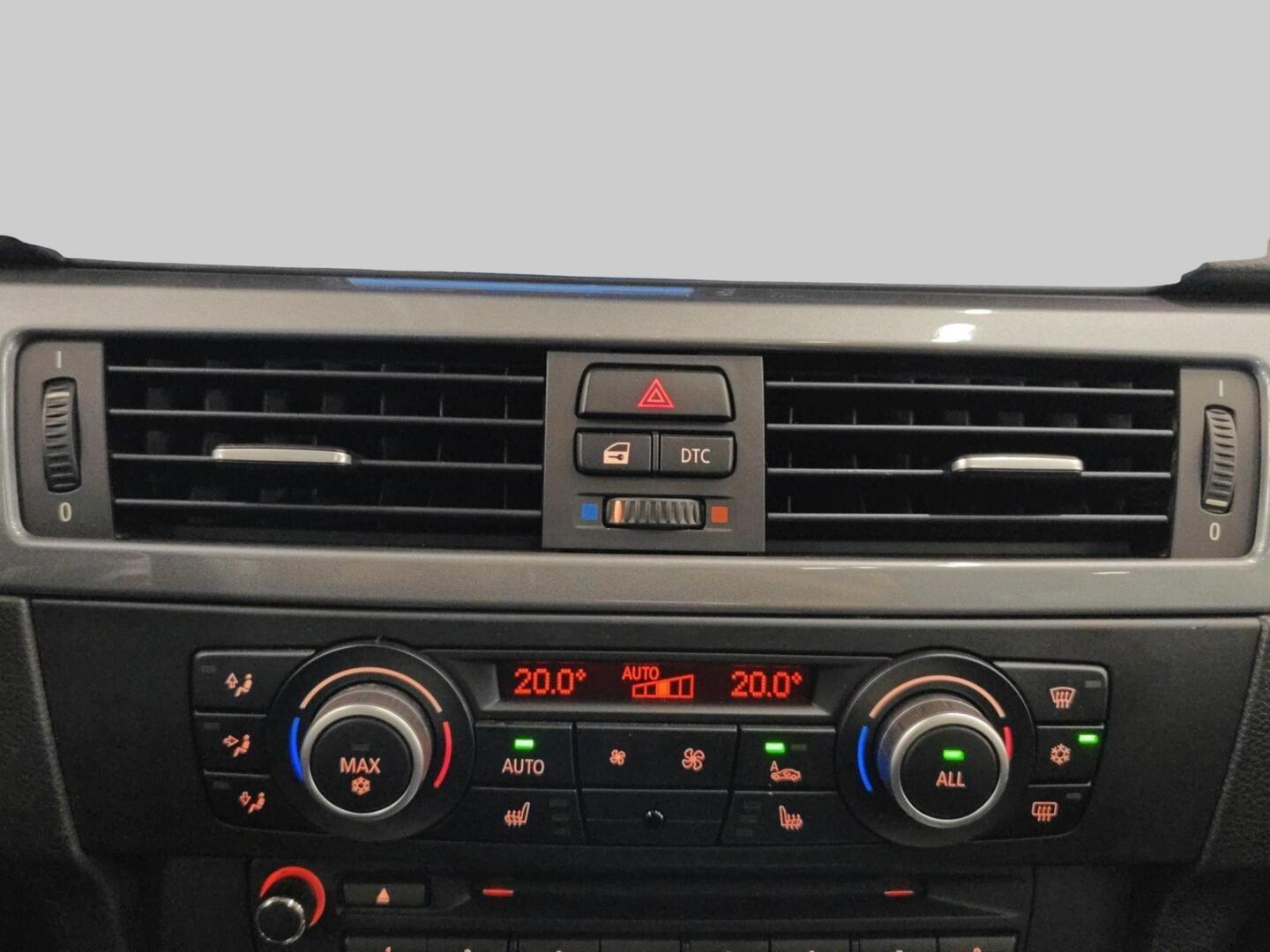 BMW 318 2009