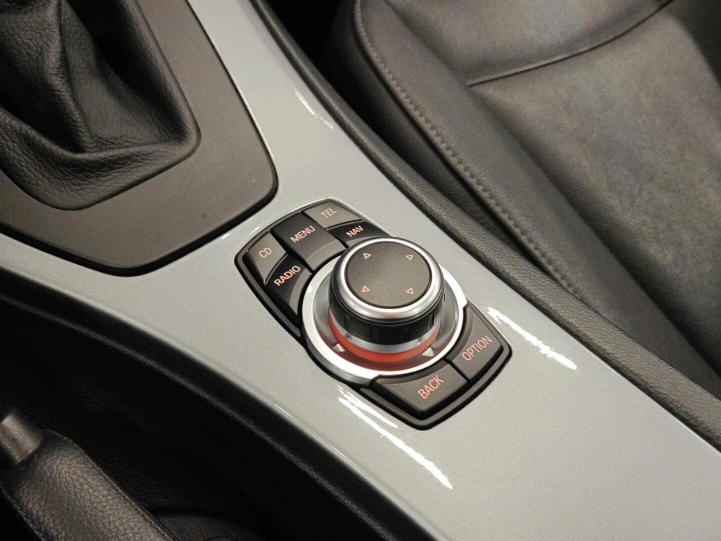 BMW 318 2009