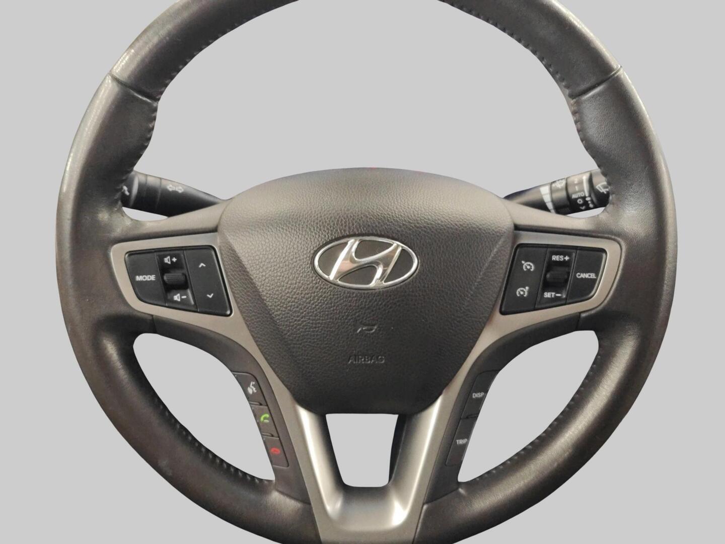 HYUNDAI i40 2013