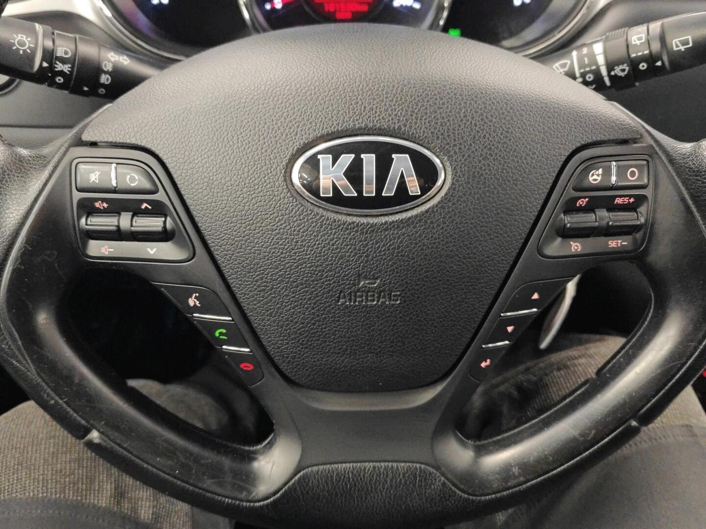 KIA cee'd 2013
