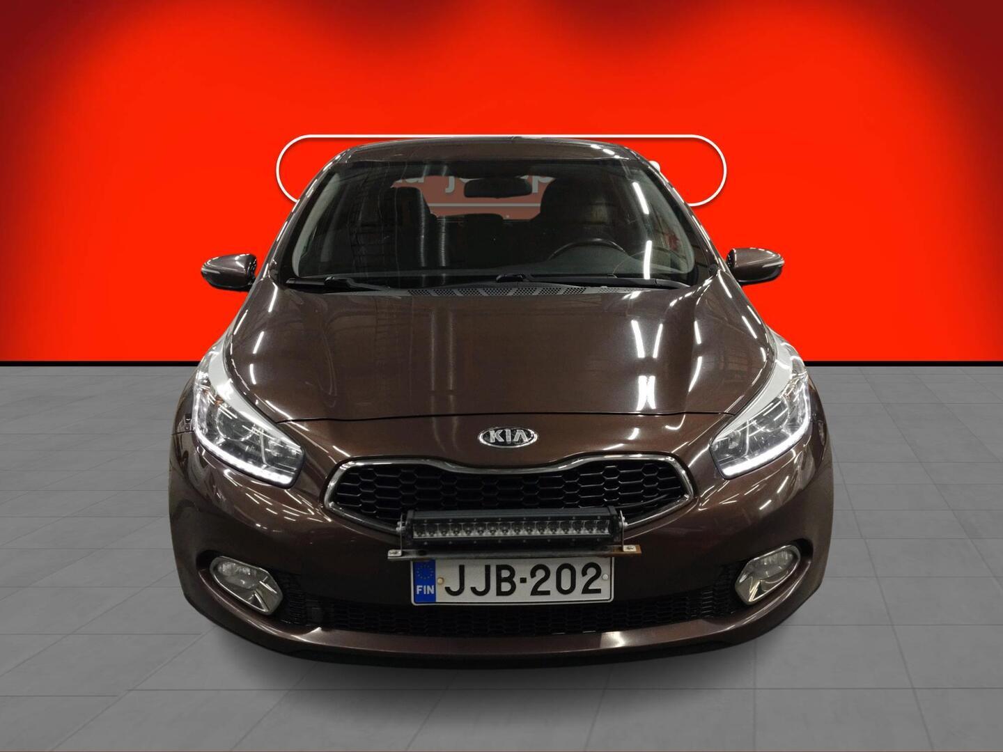 KIA cee'd 2013