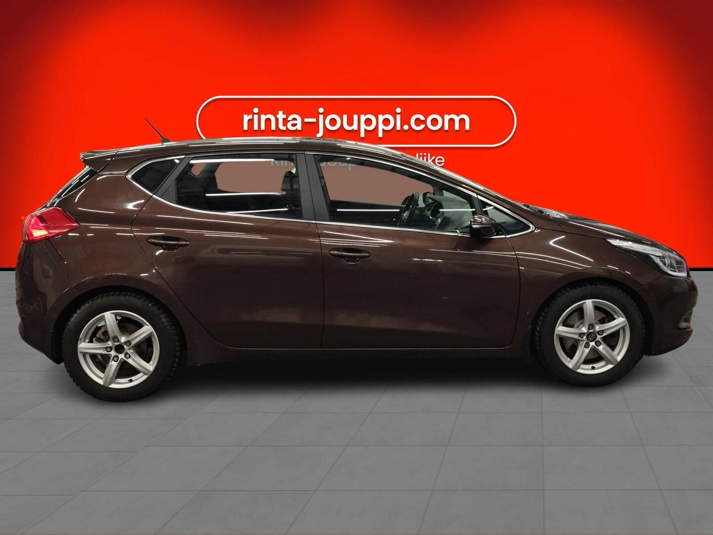 KIA cee'd 2013