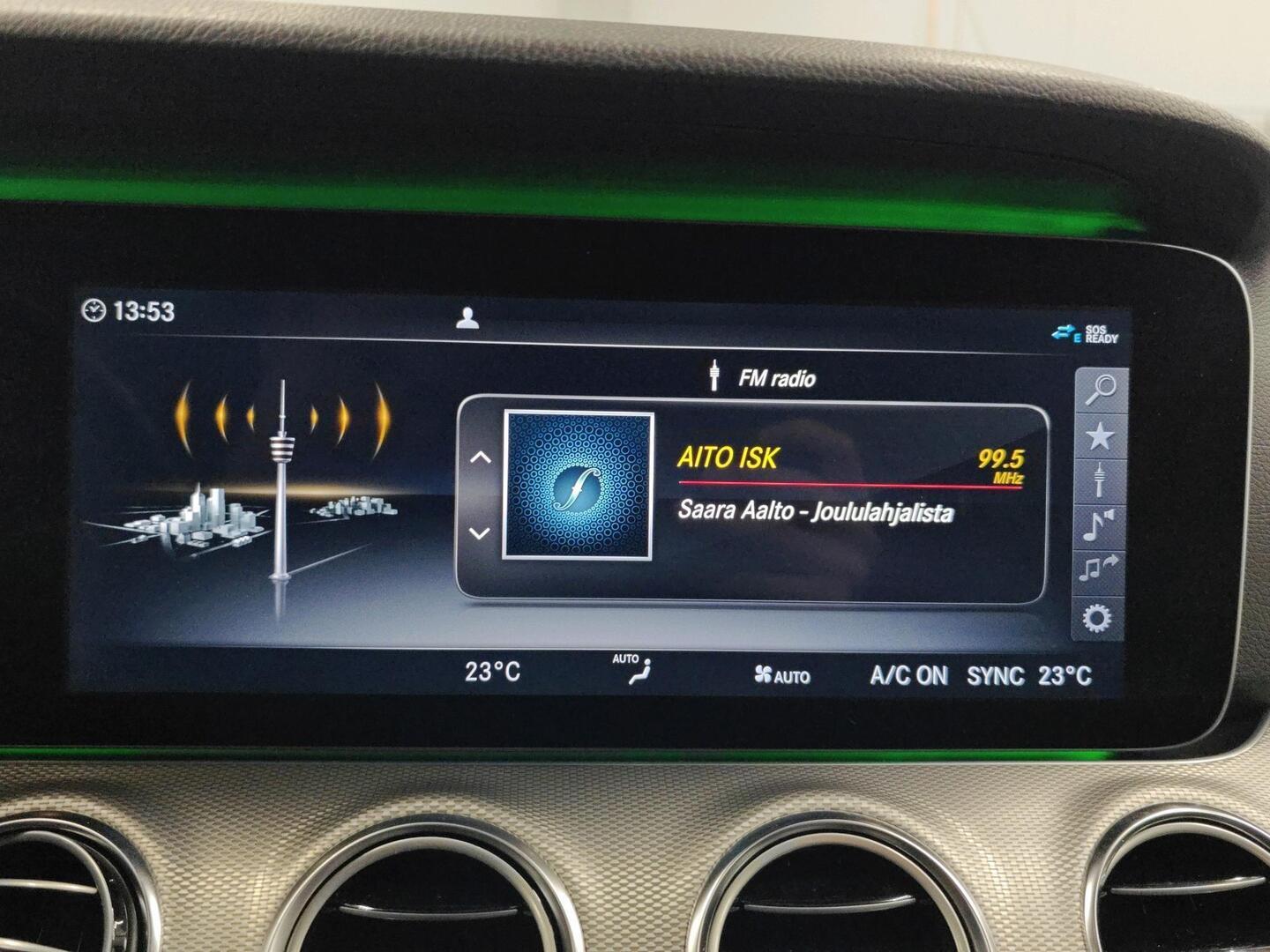 MERCEDES-BENZ E 2016