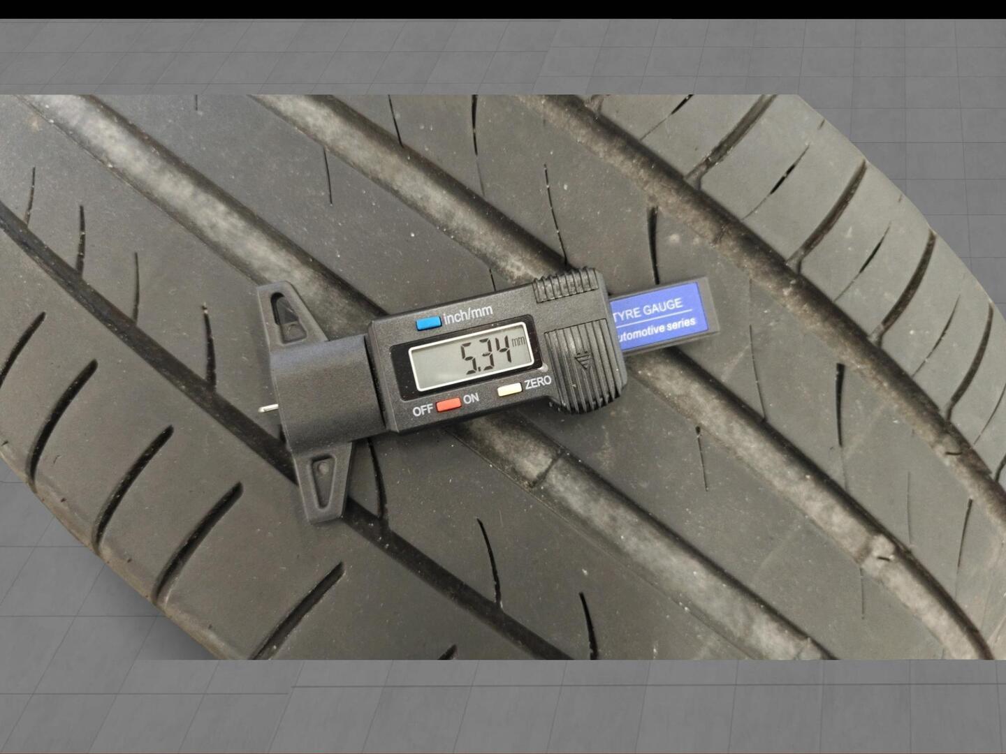 MERCEDES-BENZ CLS 2013