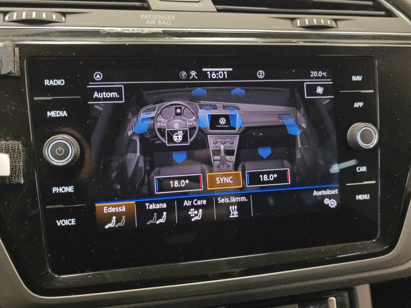 VOLKSWAGEN Touran 2021