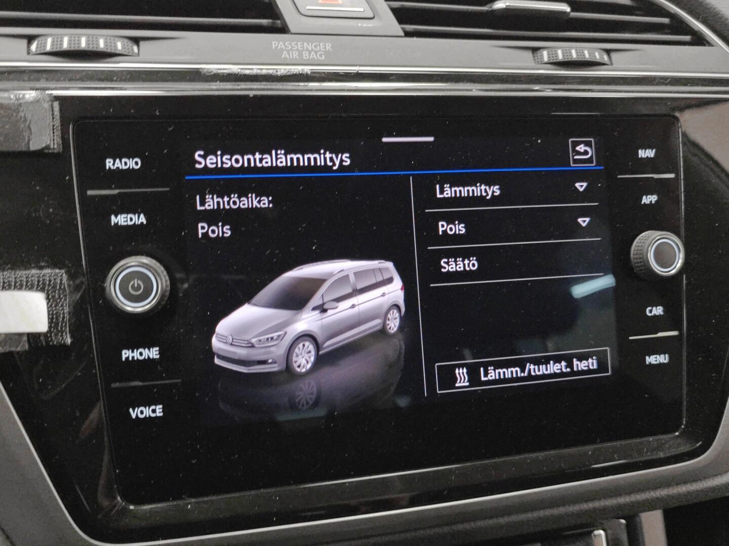 VOLKSWAGEN Touran 2021