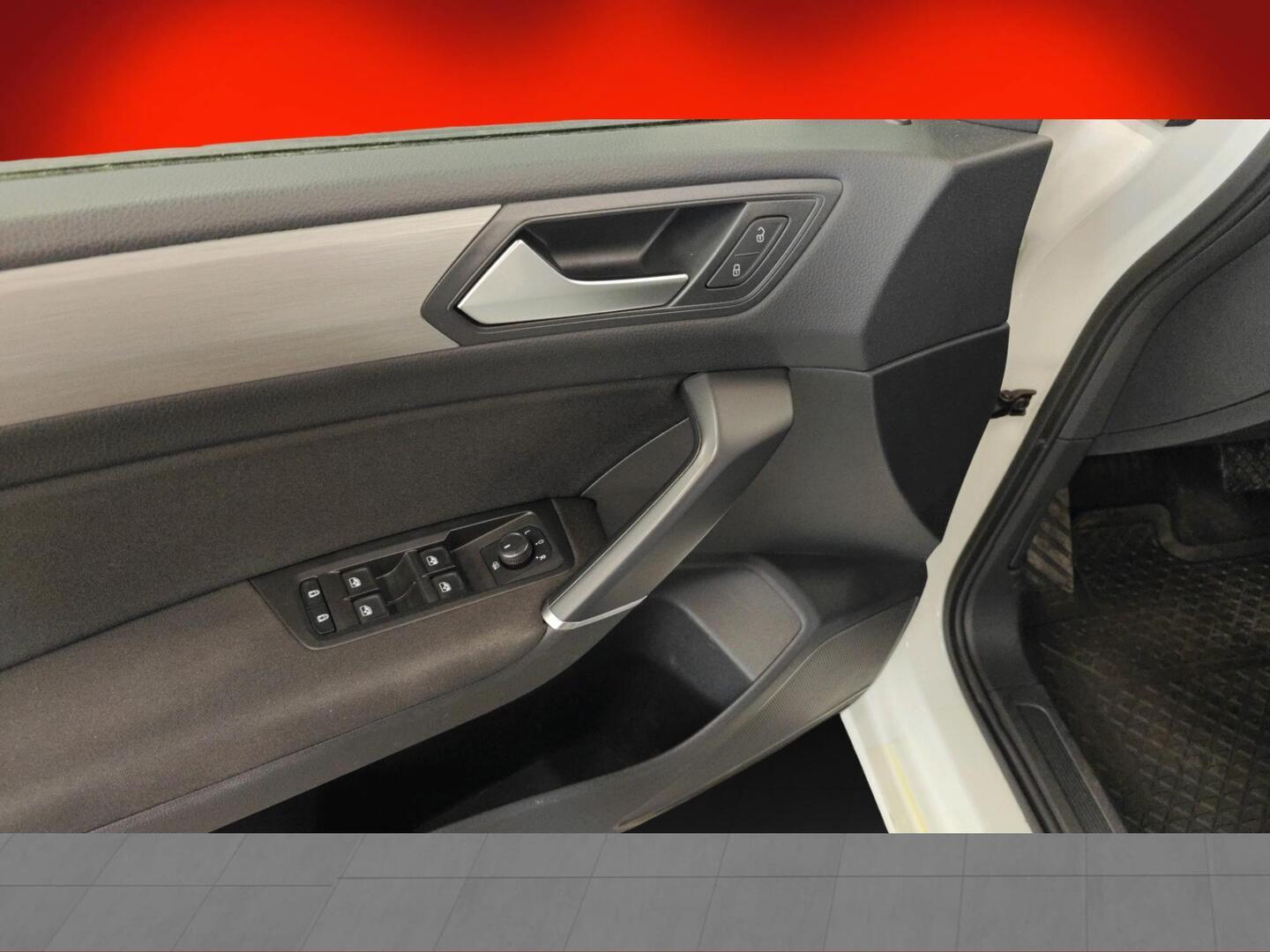 VOLKSWAGEN Touran 2021