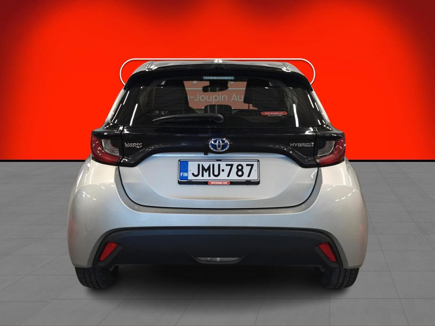 TOYOTA Yaris 2022