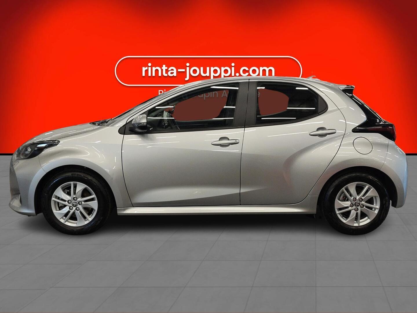 TOYOTA Yaris 2022