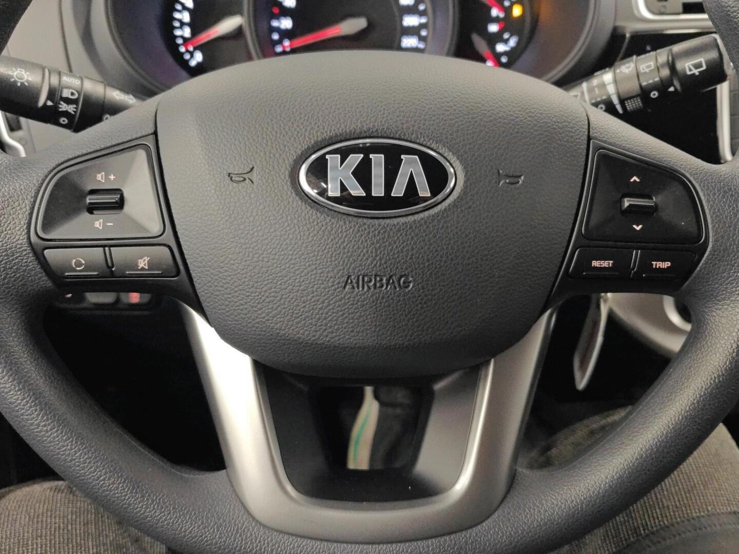 KIA Rio 2016