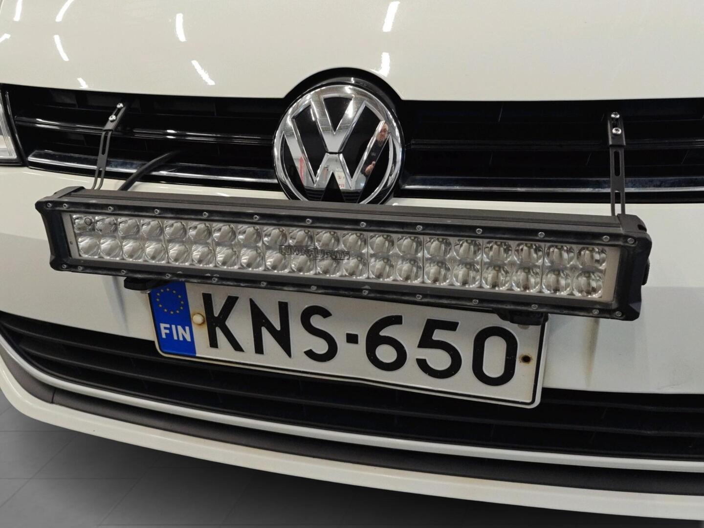 VOLKSWAGEN Golf 2016