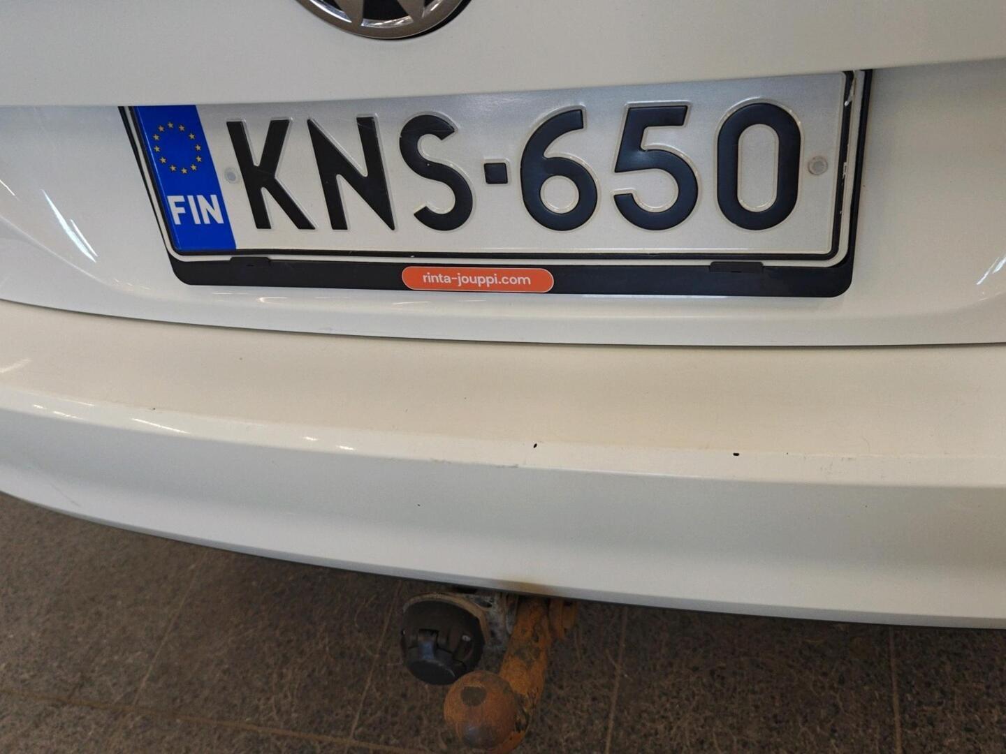 VOLKSWAGEN Golf 2016