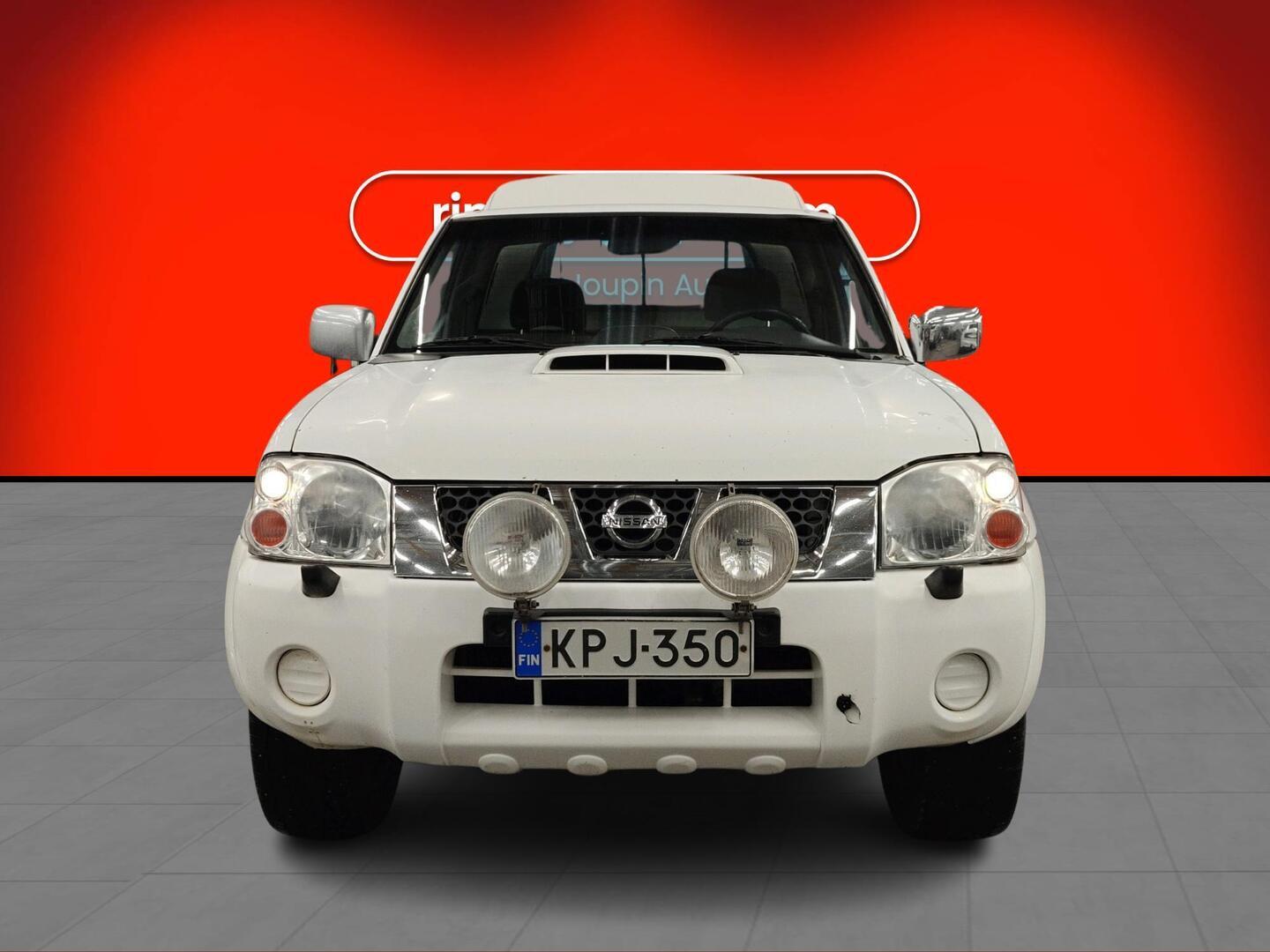 NISSAN NP300 2009