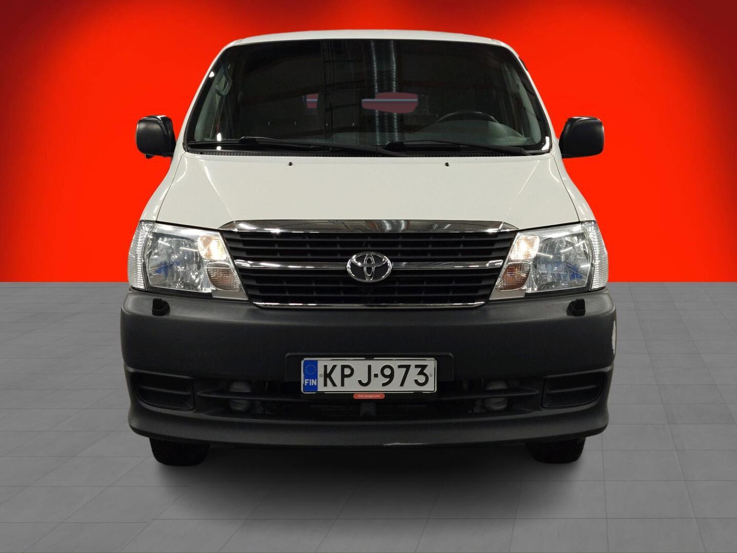 TOYOTA Hiace 2010