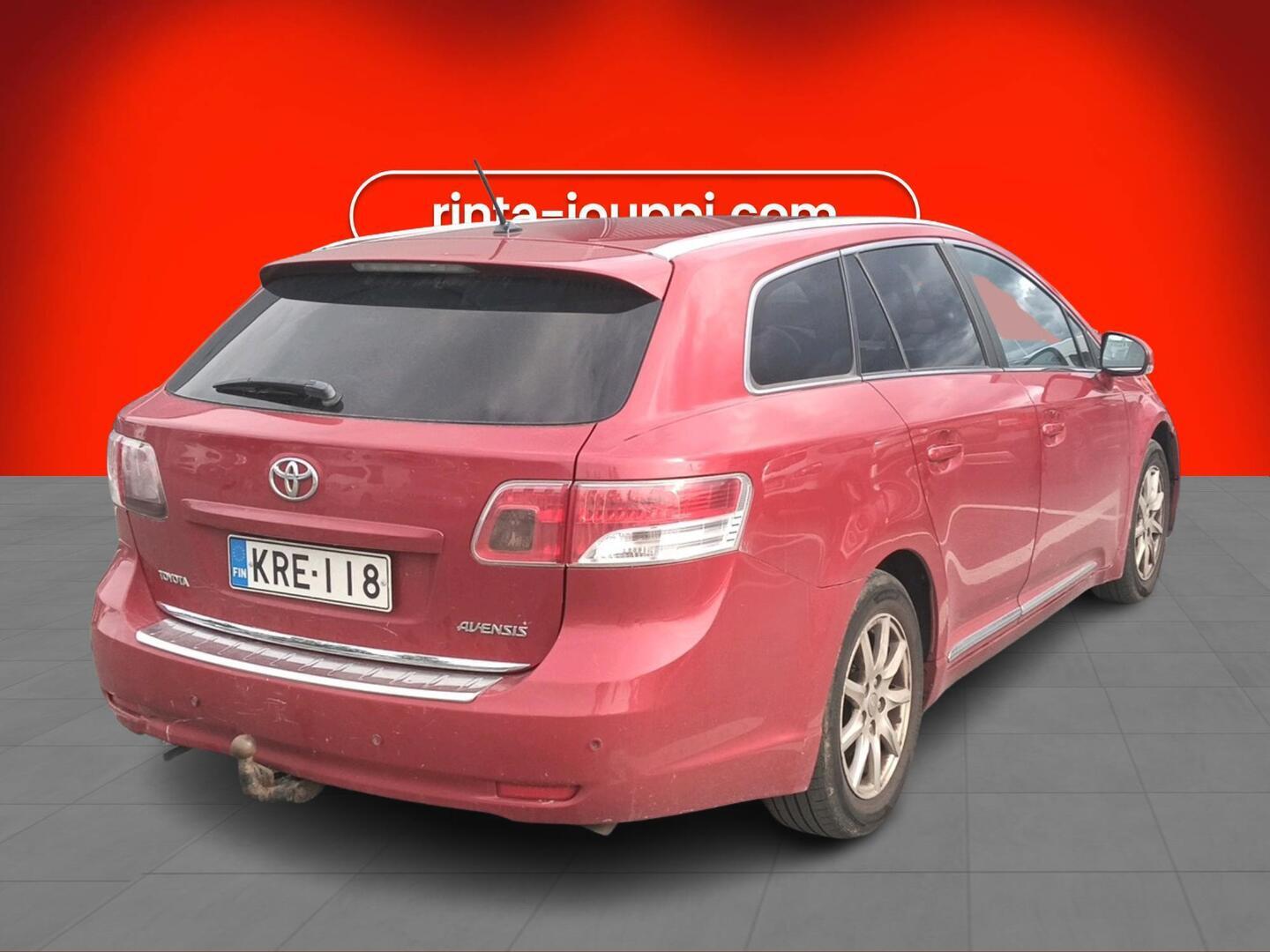 TOYOTA Avensis 2011