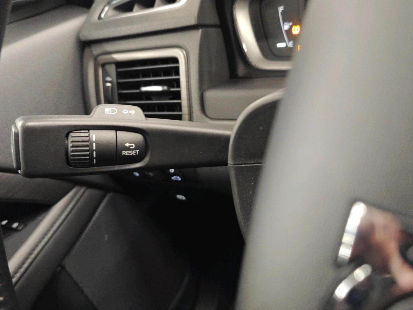 VOLVO XC70 2016