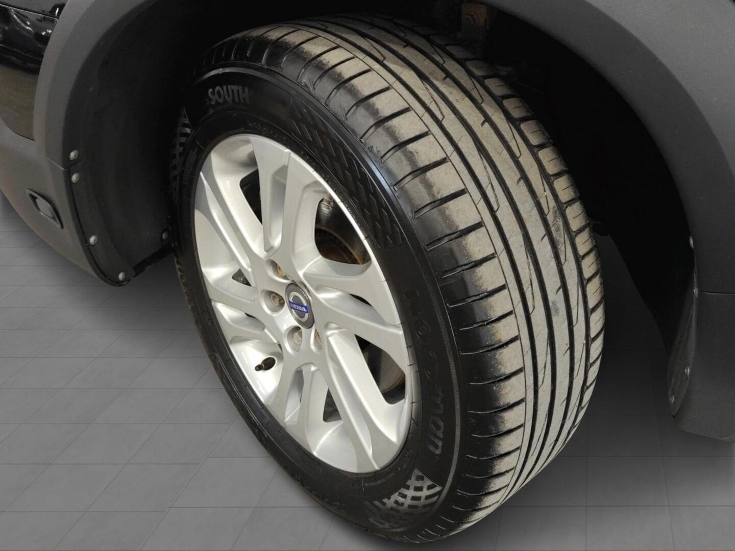 VOLVO XC70 2016