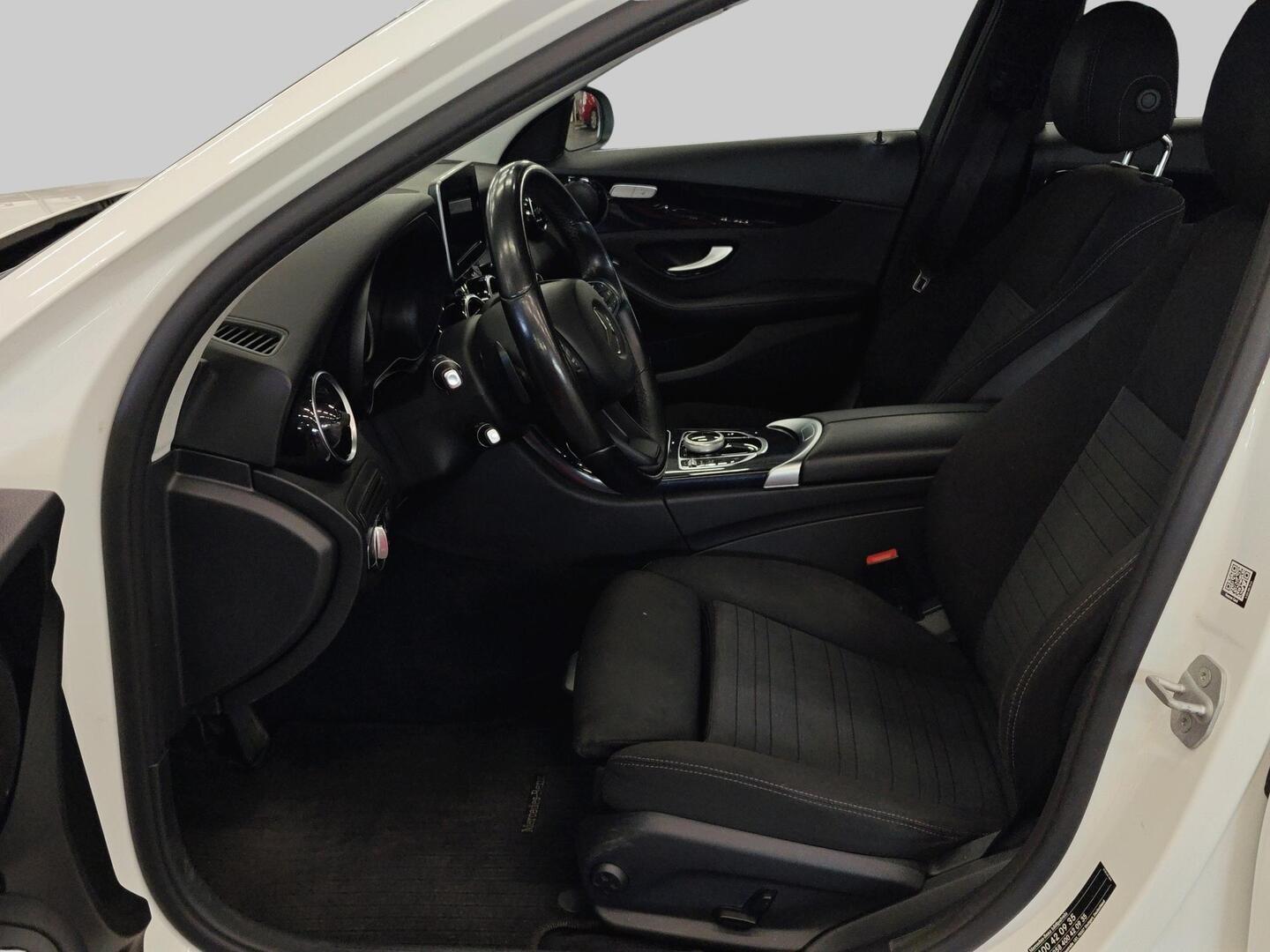 MERCEDES-BENZ C 2016