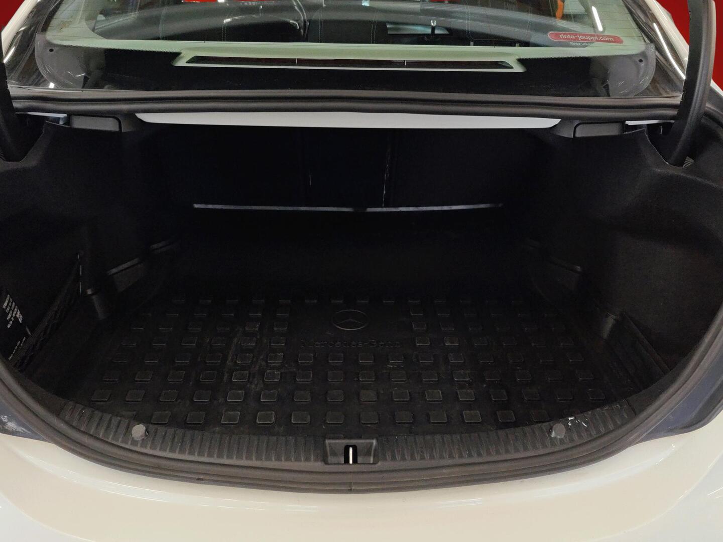 MERCEDES-BENZ C 2016