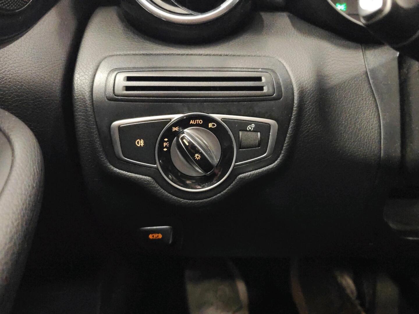 MERCEDES-BENZ C 2016