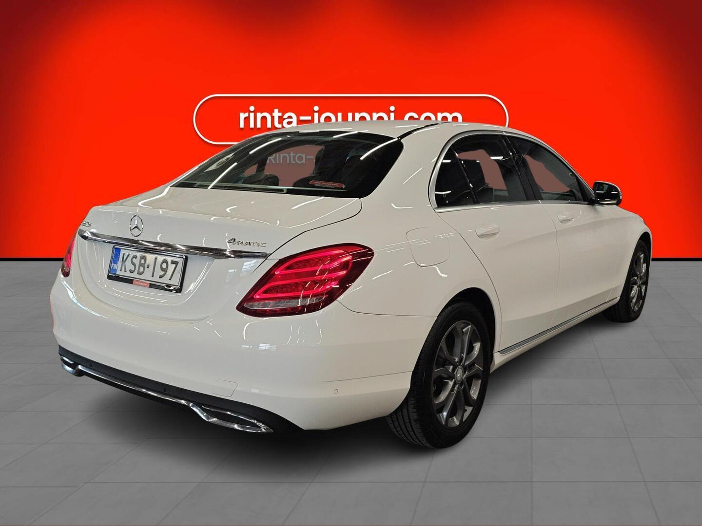 MERCEDES-BENZ C 2016