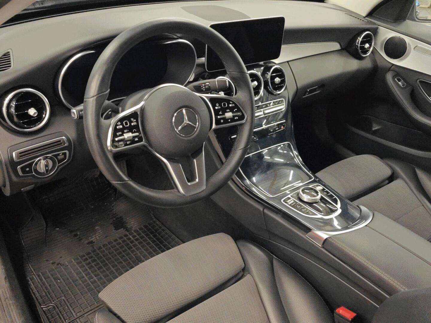 MERCEDES-BENZ C 2020