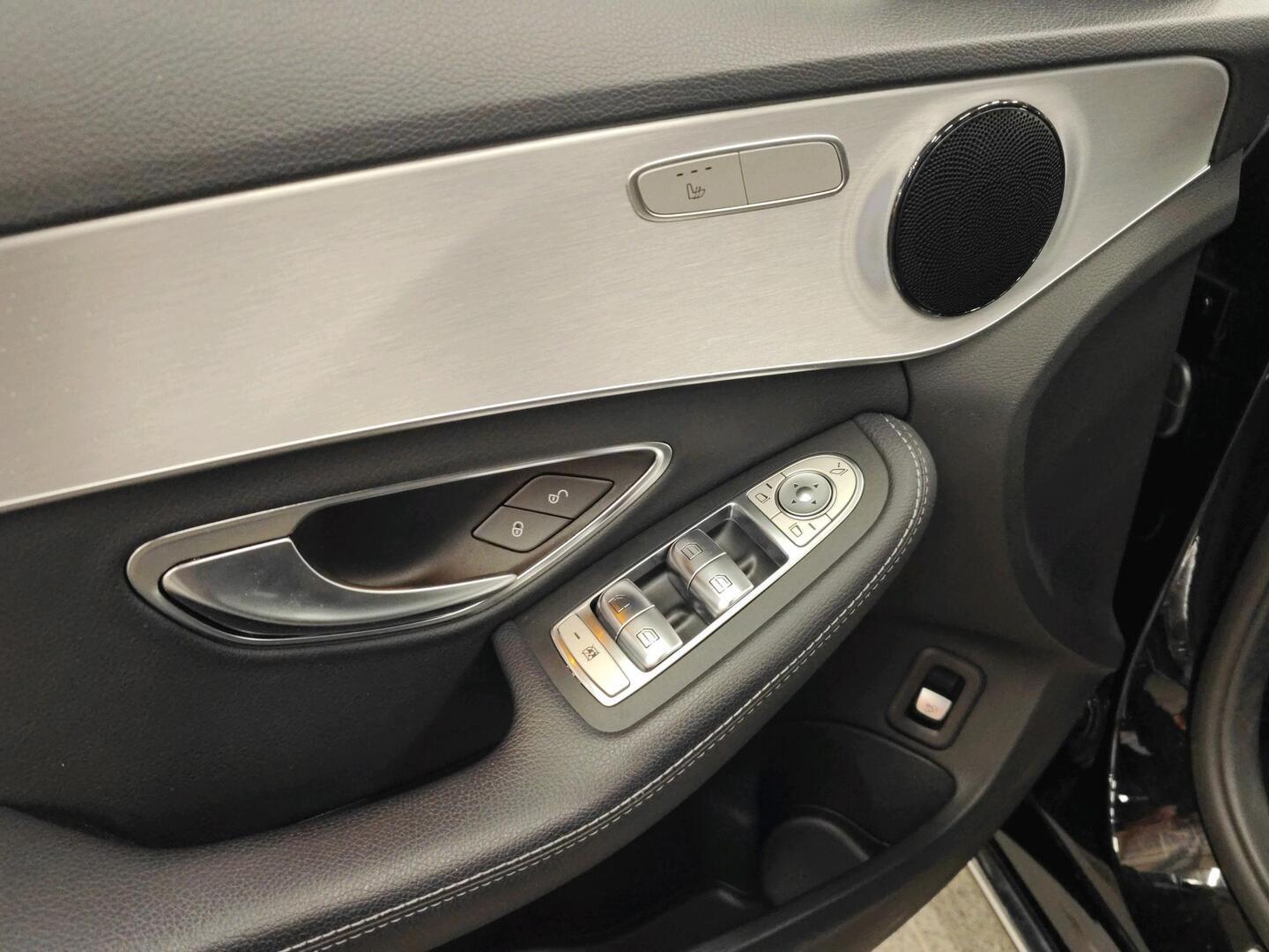 MERCEDES-BENZ C 2020