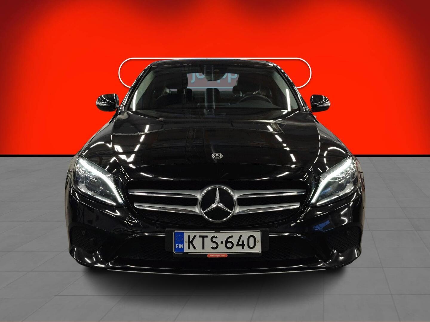 MERCEDES-BENZ C 2020