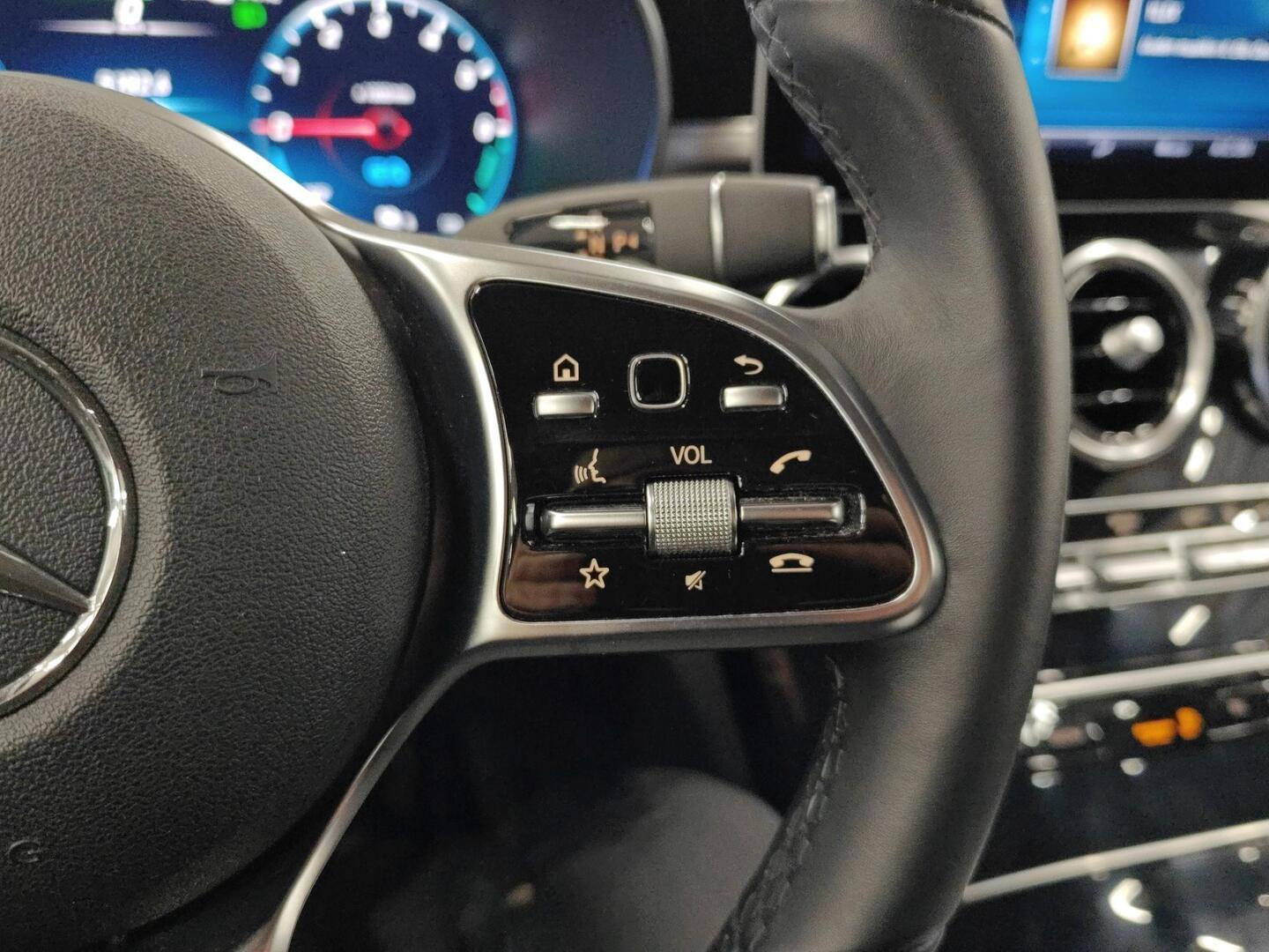 MERCEDES-BENZ C 2020