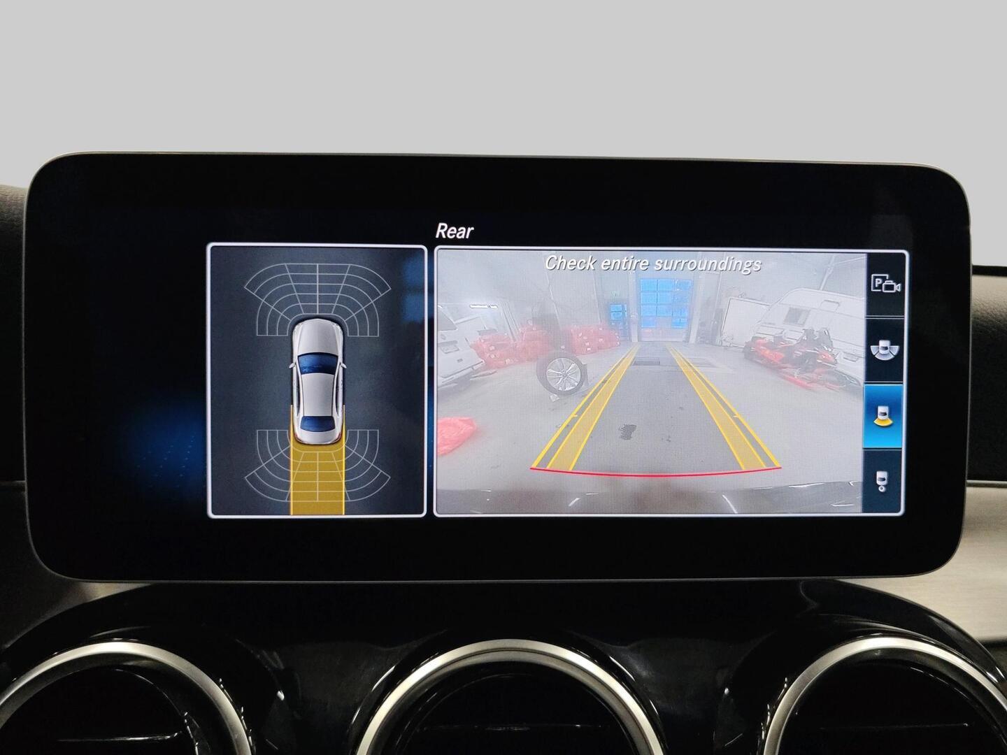 MERCEDES-BENZ C 2020