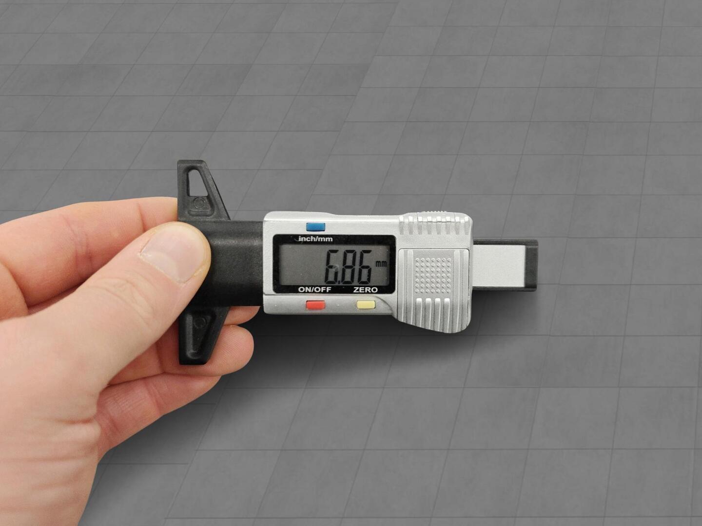 MERCEDES-BENZ C 2020