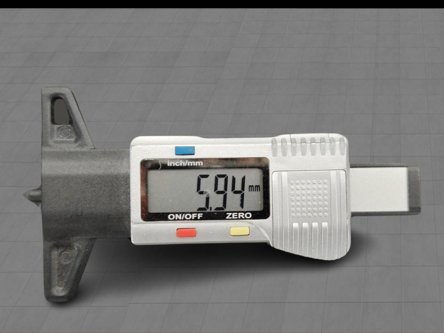 MERCEDES-BENZ C 2020