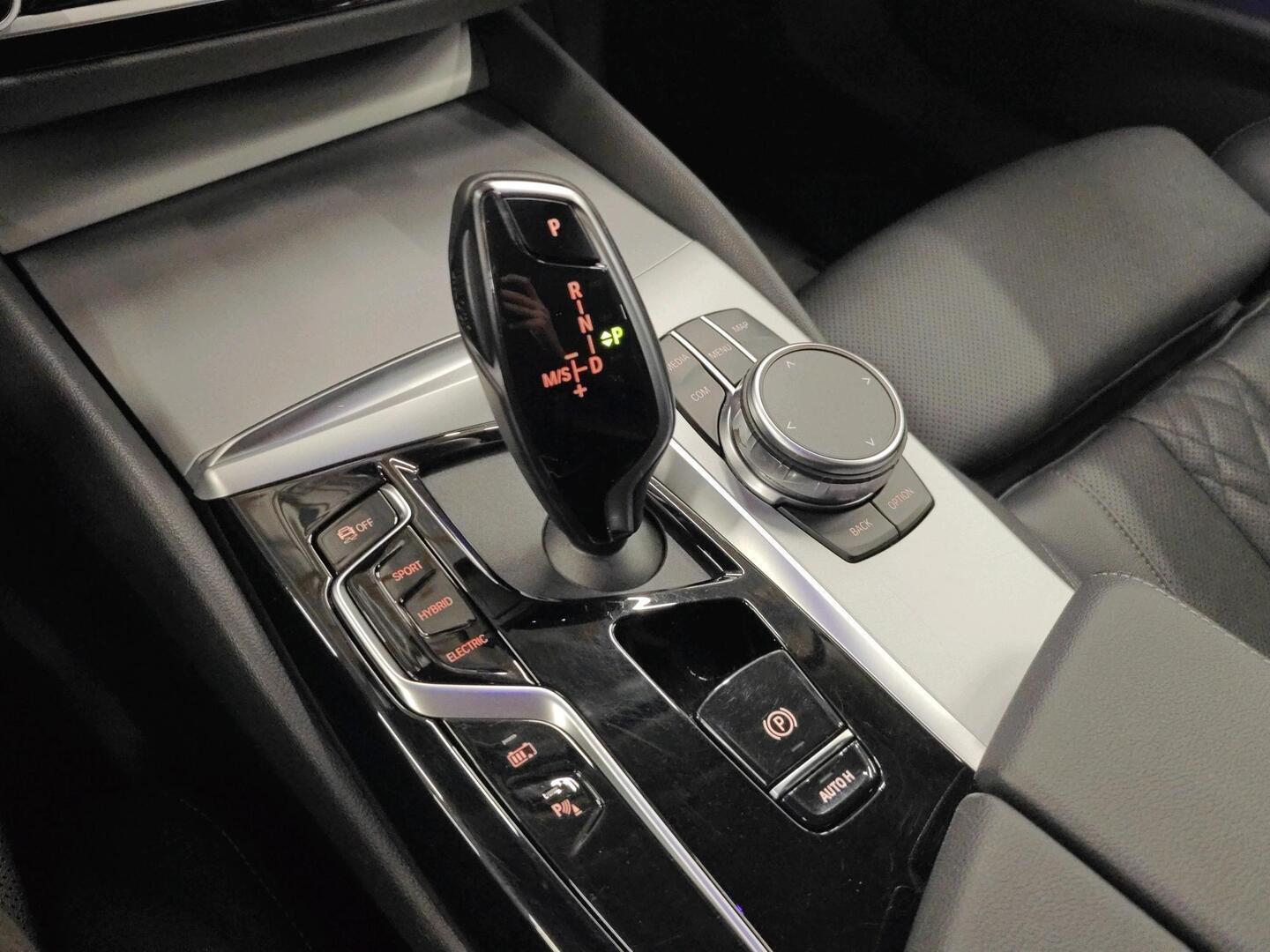 BMW 530 2022