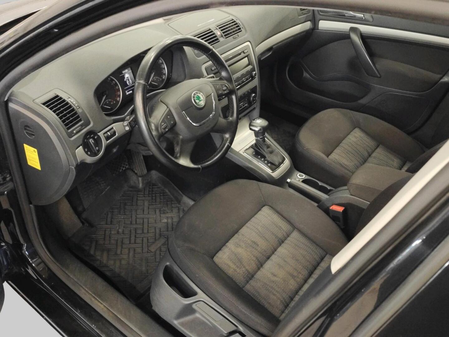 SKODA Octavia 2013
