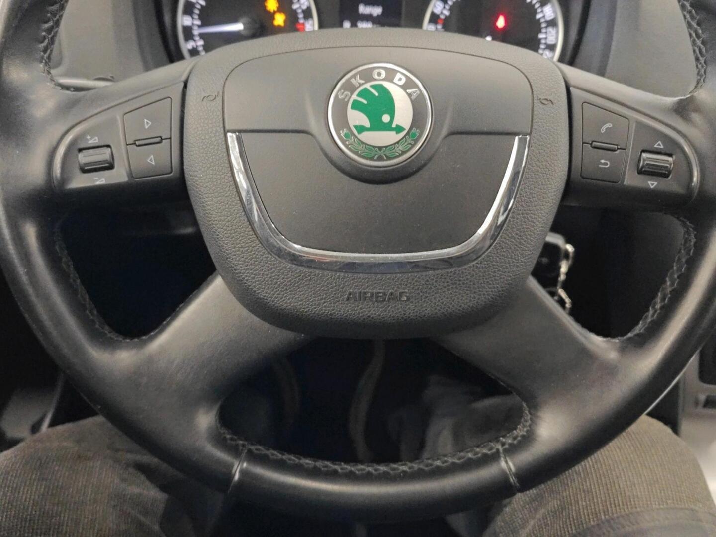 SKODA Octavia 2013