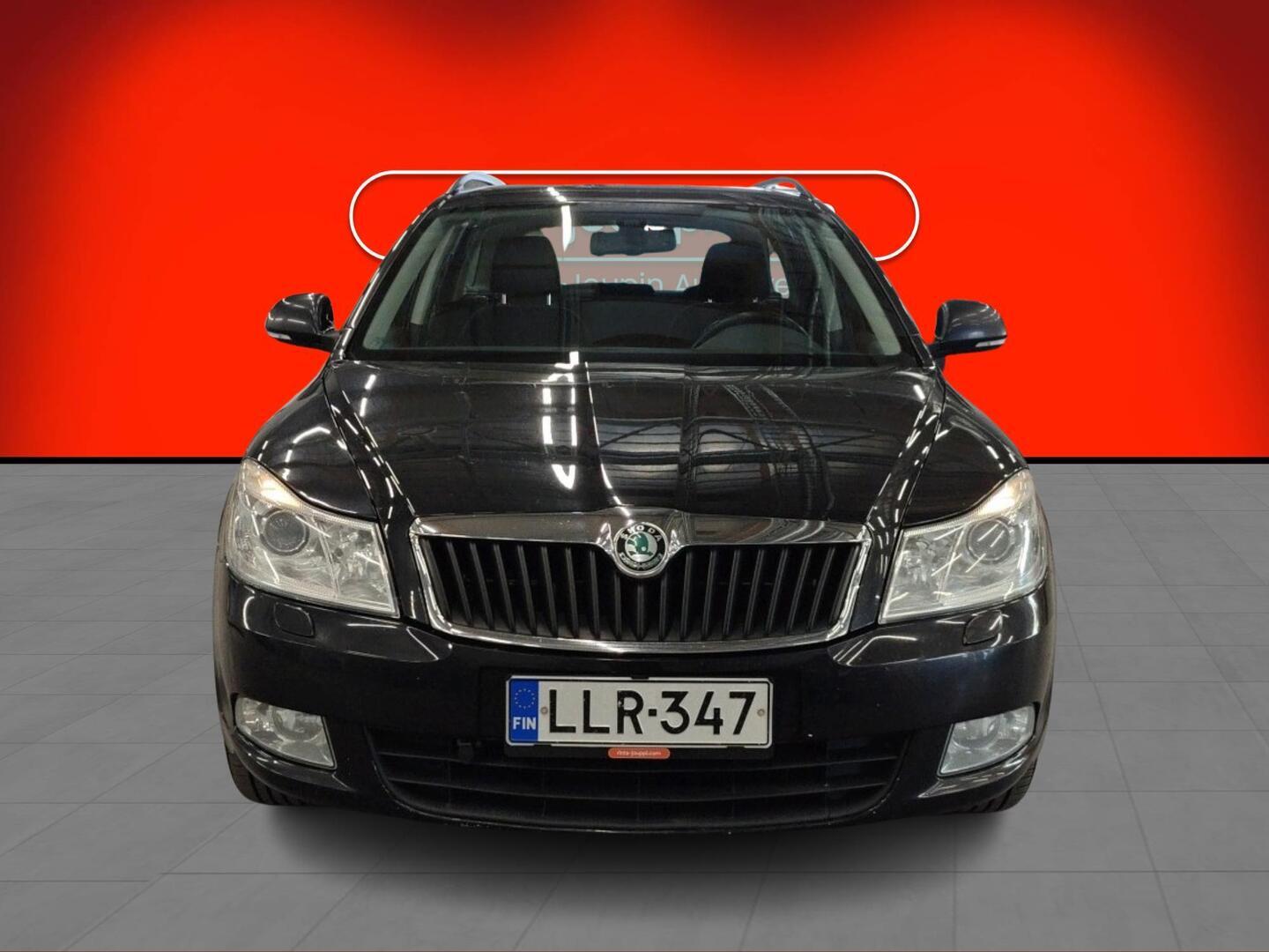 SKODA Octavia 2013
