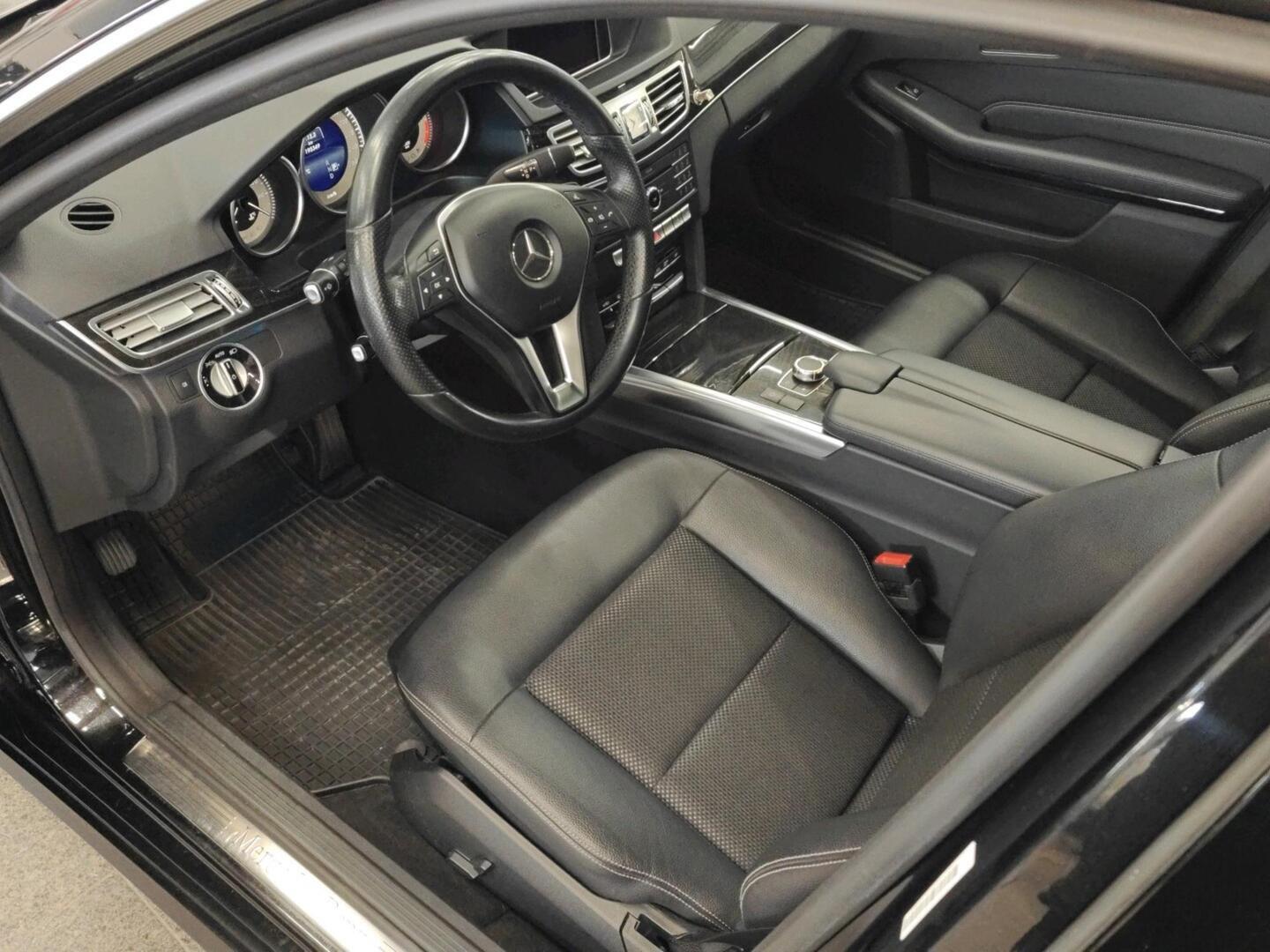 MERCEDES-BENZ E 2015