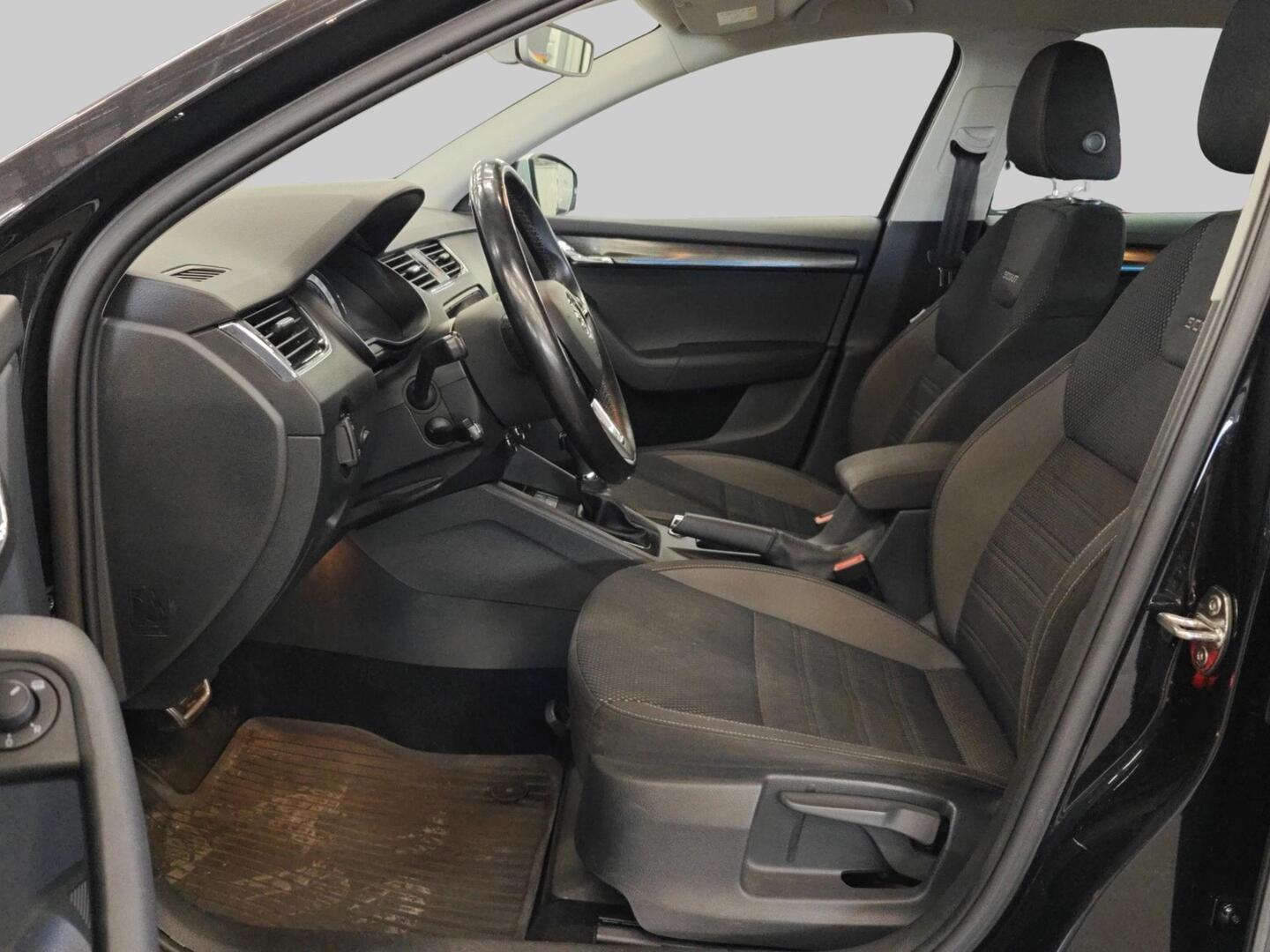 SKODA Octavia 2018